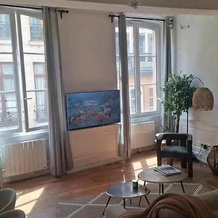 Vieux Centre Patrimoine, Charme Et Modernite